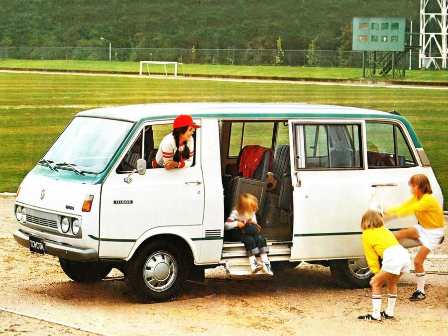  Toyota Hiace Wagon 1967 года  (фото 3 из 3)